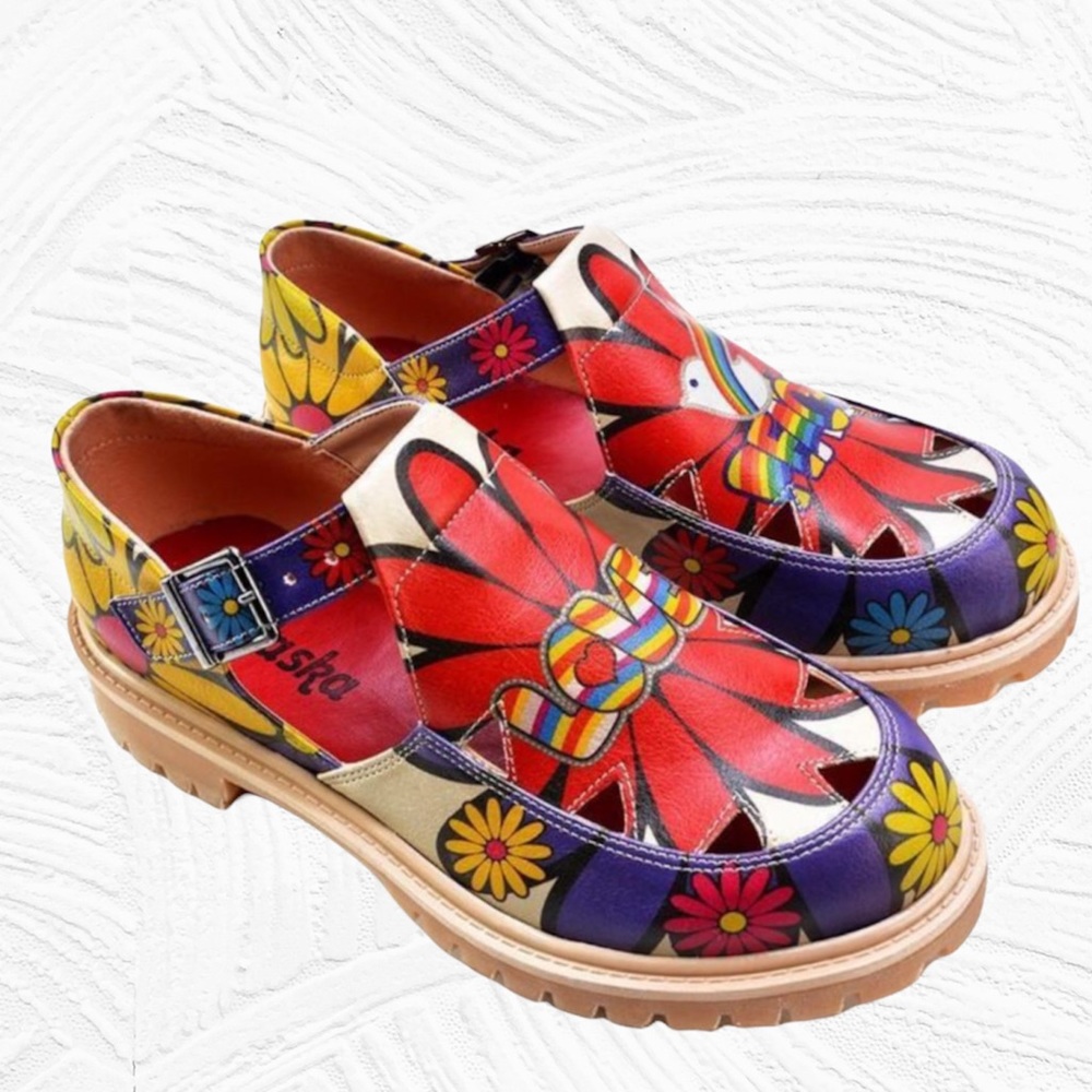 Alaska Peace & Love Shoes Size 38
